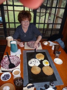 DeLeon Springs - flipping pancakes