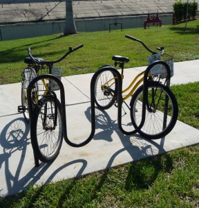 Peace River seafood and more - loaner bikes downtown Punta Gorda